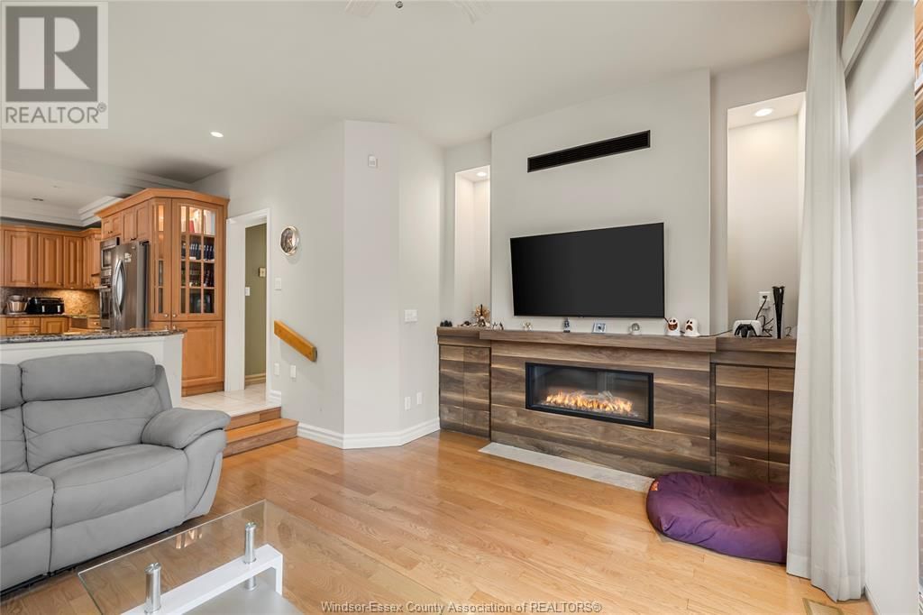3404 VICTORIA BOULEVARD Image 24