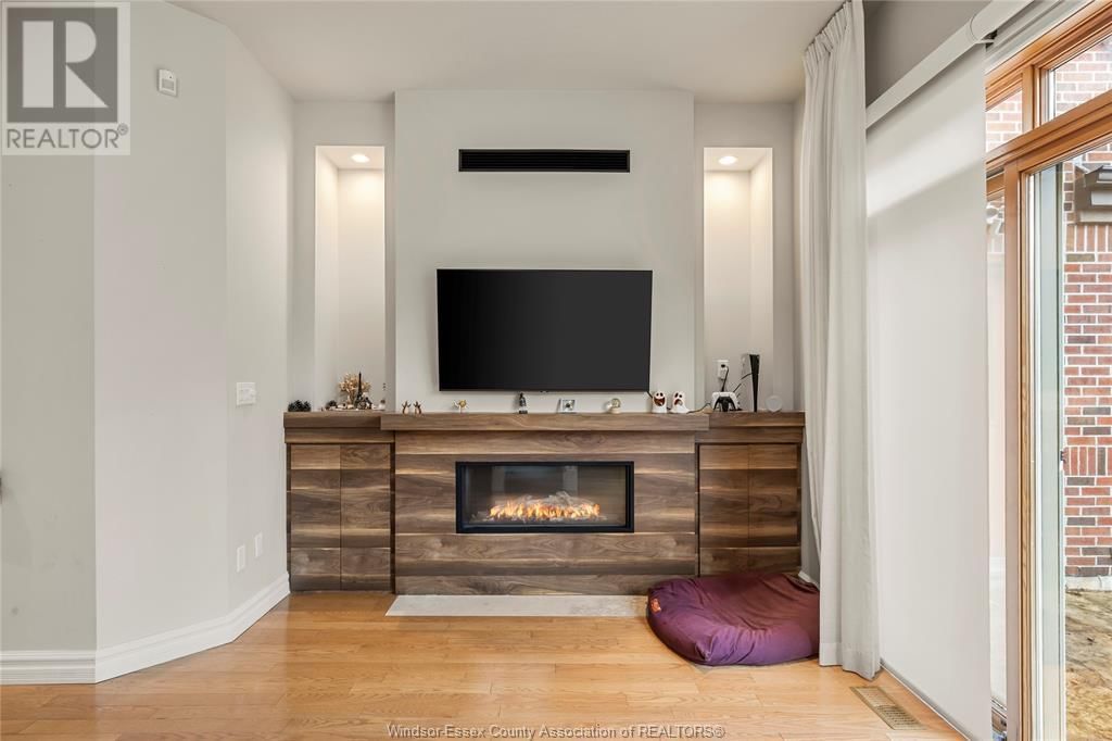3404 VICTORIA BOULEVARD Image 25