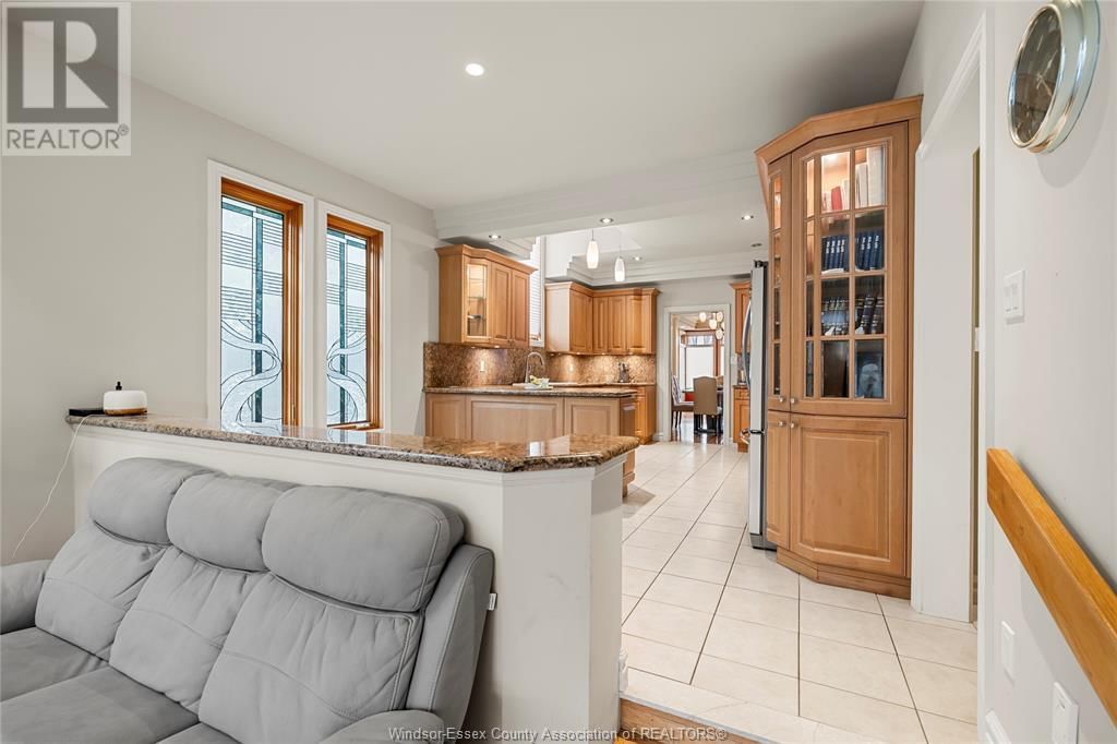 3404 VICTORIA BOULEVARD Image 26