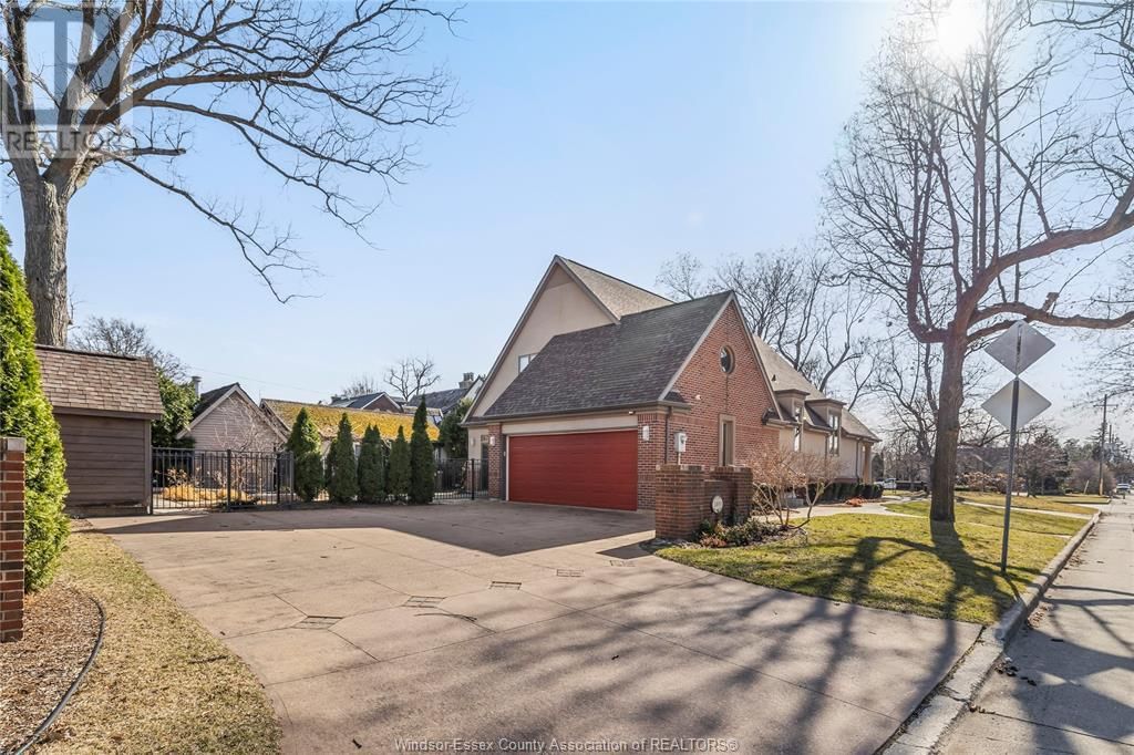 3404 VICTORIA BOULEVARD Image 43