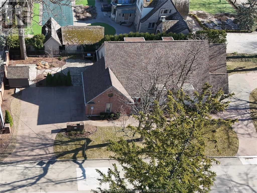 3404 VICTORIA BOULEVARD Image 45