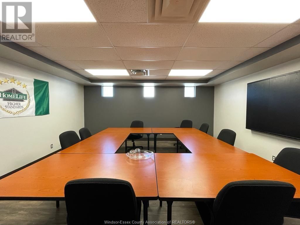 3050 JEFFERSON BOULEVARD Image 11