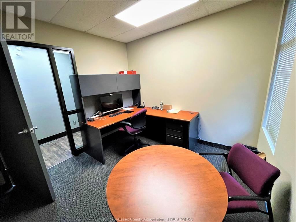3050 JEFFERSON BOULEVARD Image 12