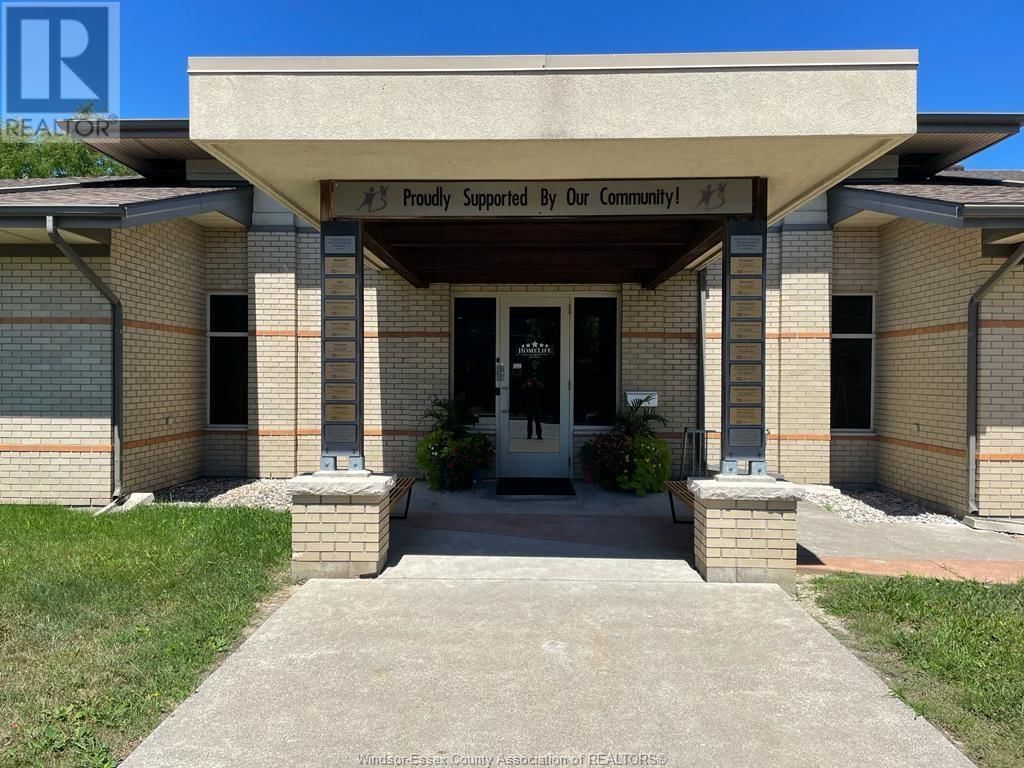 3050 JEFFERSON BOULEVARD Image 17
