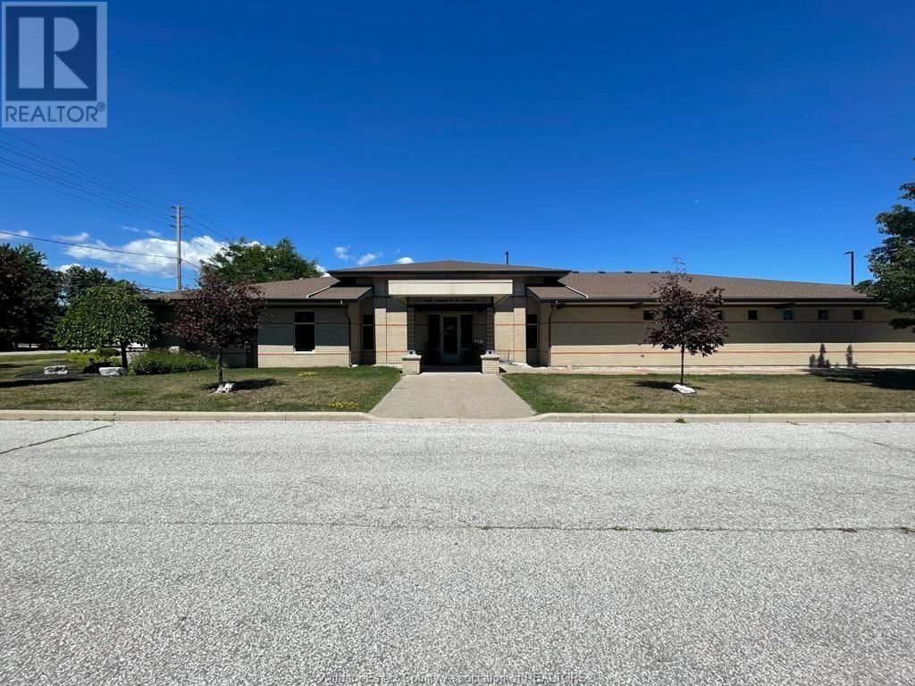 3050 JEFFERSON BOULEVARD Image 18