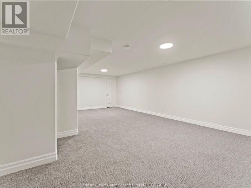 3198 TULLIO DRIVE Image 31