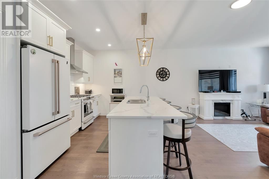 205 LIVINGSTONE Image 13