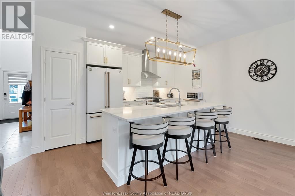 205 LIVINGSTONE Image 18