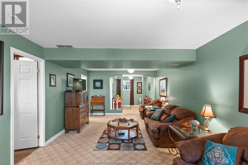 38 FIELDSTONE PLACE Image 32