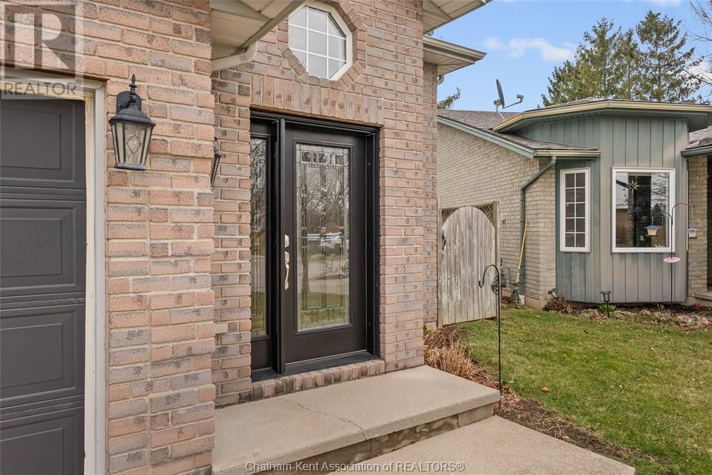 38 FIELDSTONE PLACE Image 6