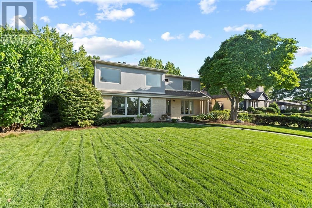 2371 RIVERSIDE DRIVE WEST Image 2
