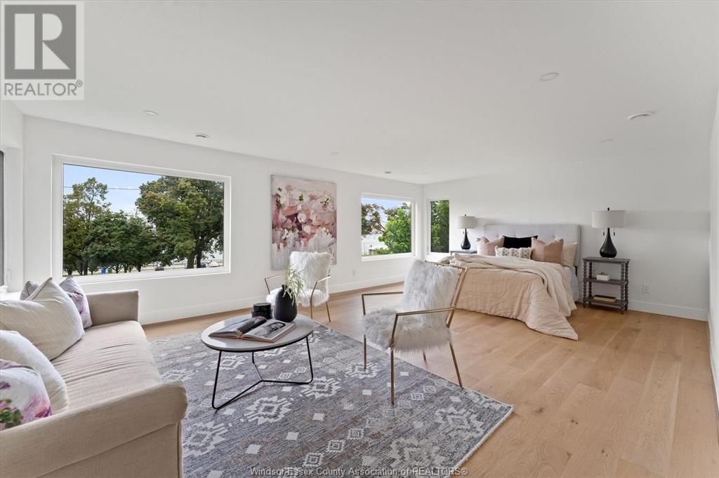 2371 RIVERSIDE DRIVE WEST Image 30