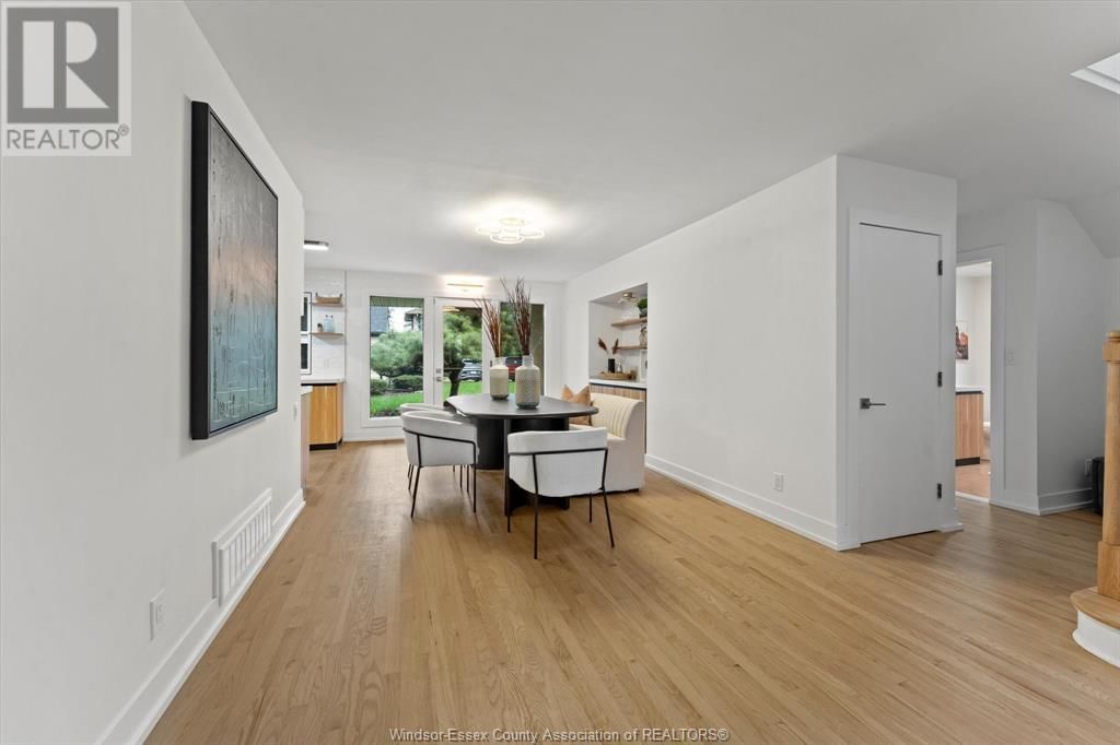 2371 RIVERSIDE DRIVE WEST Image 7