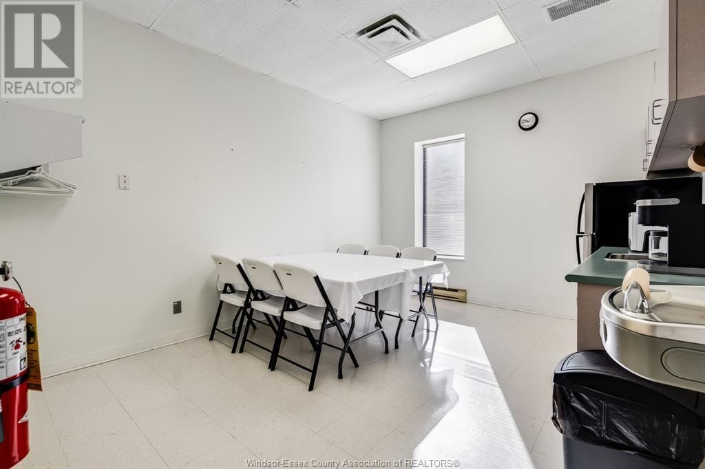 154 TALBOT STREET NORTH Image 10