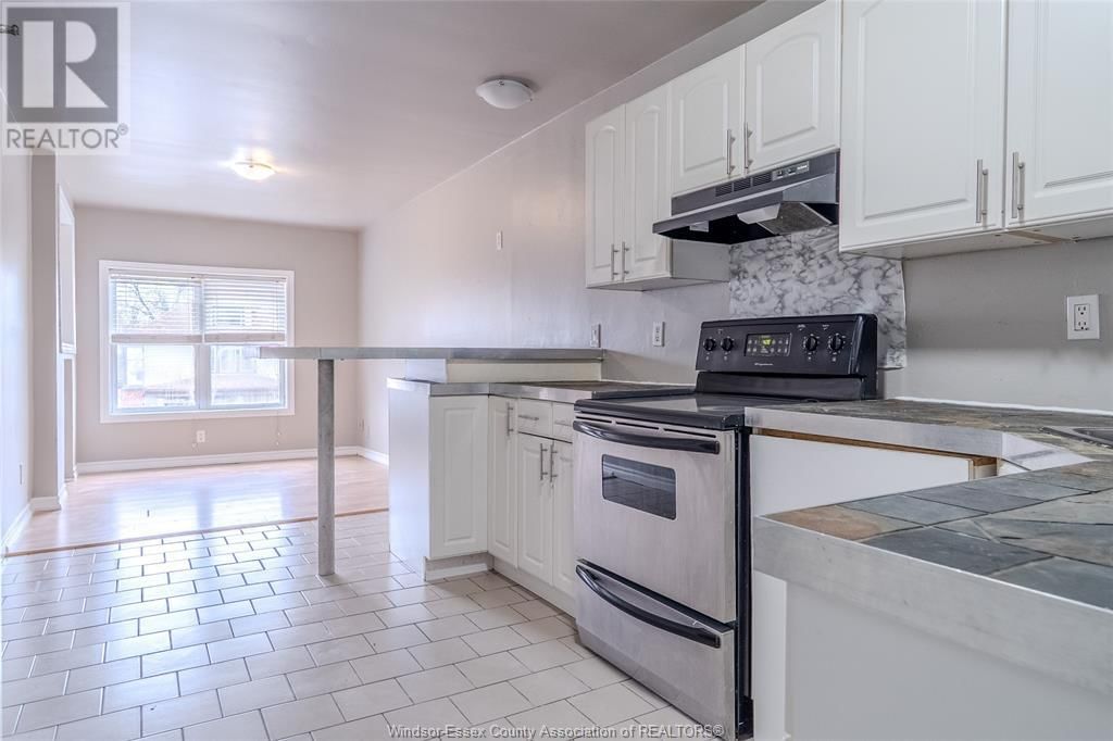 491 ELM Image 10