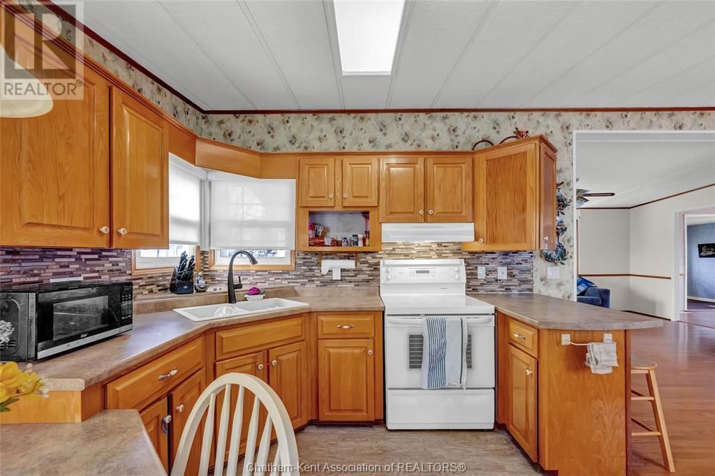111 DUNKIRK DRIVE Image 15