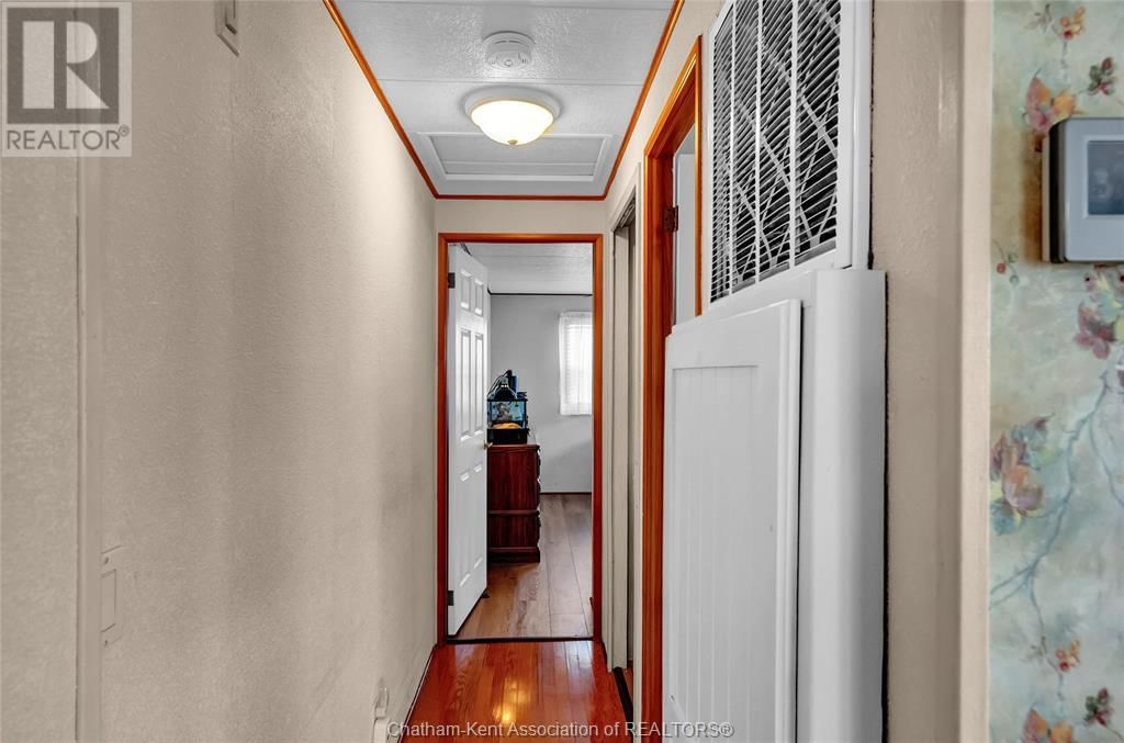 111 DUNKIRK DRIVE Image 16