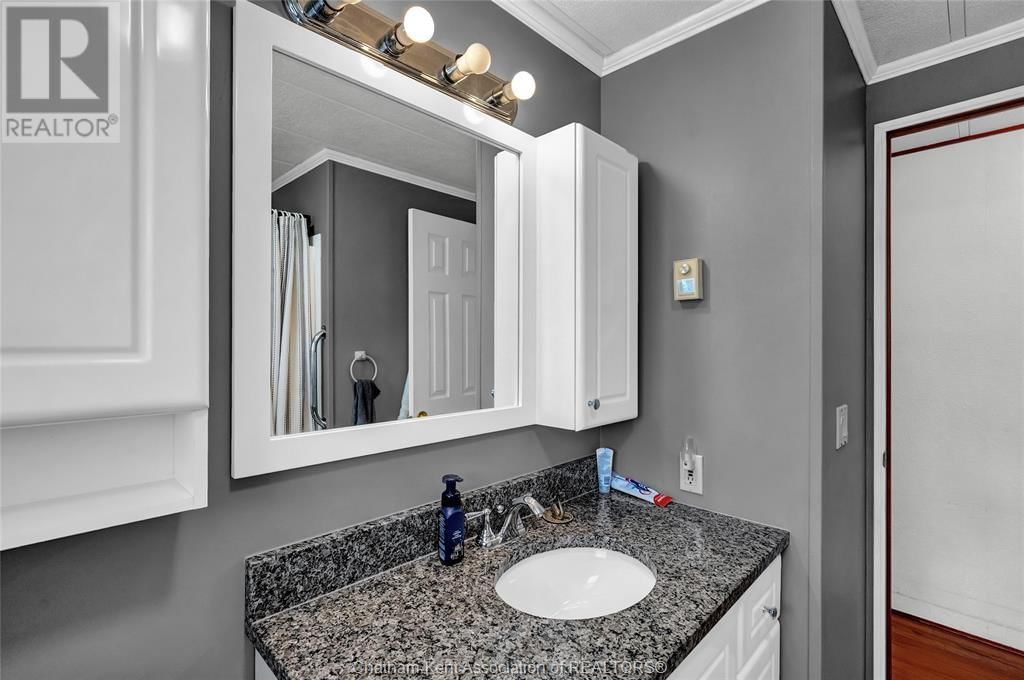 111 DUNKIRK DRIVE Image 19