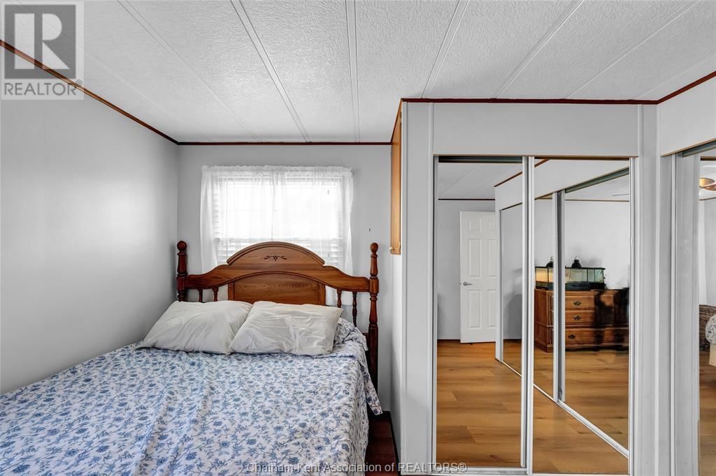 111 DUNKIRK DRIVE Image 23