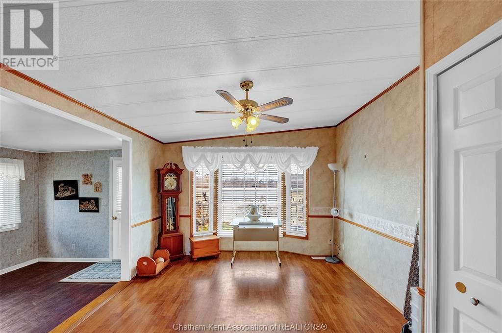 111 DUNKIRK DRIVE Image 26