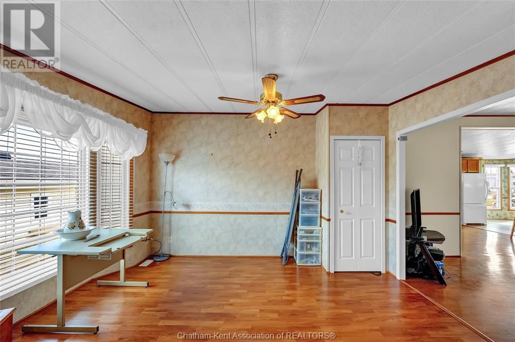 111 DUNKIRK DRIVE Image 27