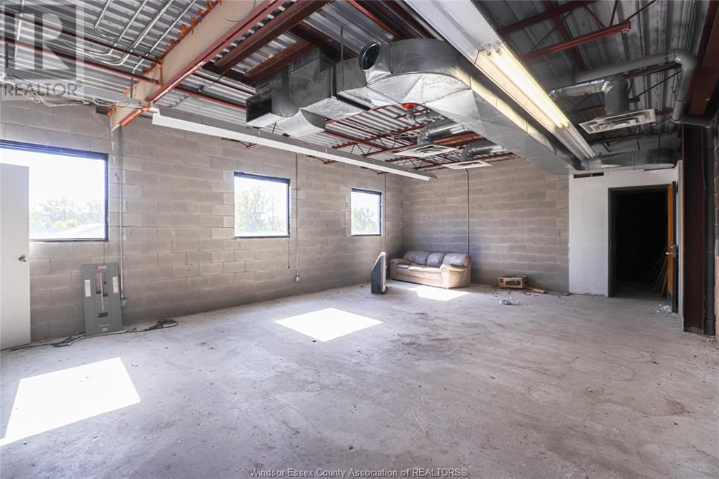 2130 SOUTH PACIFIC AVENUE Image 33