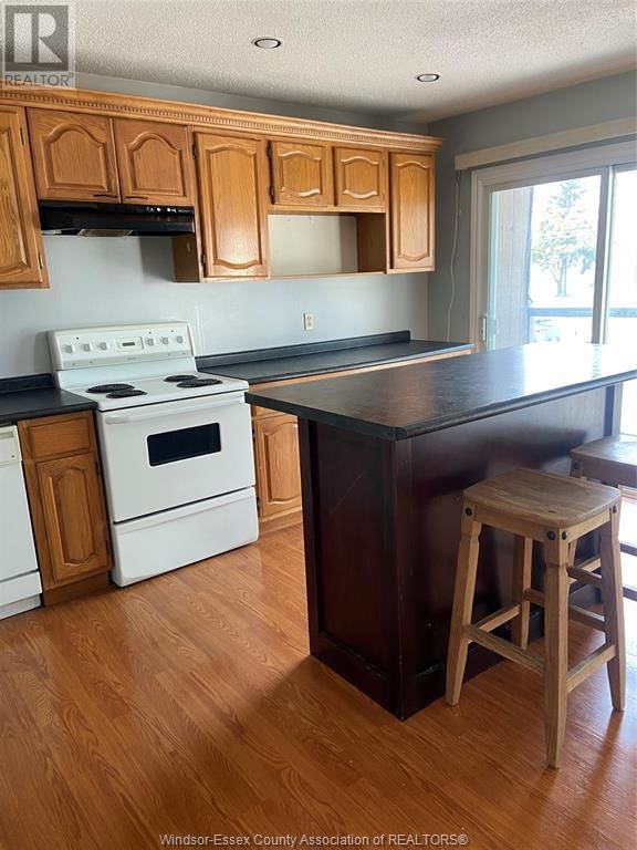 2 - 747 CHATHAM STREET Image 3