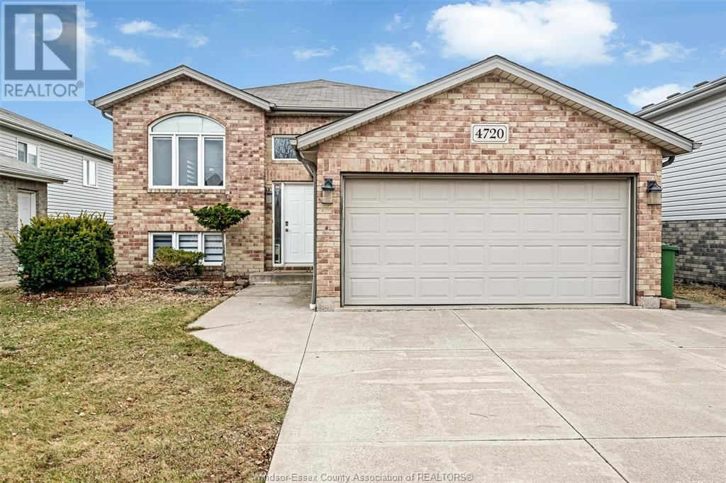 4720 WHITEFISH CRESCENT Image 1