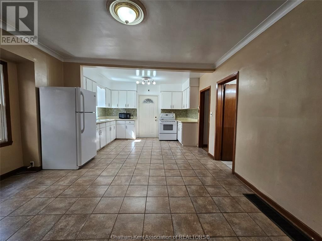 1685 MARENTETTE AVENUE Image 7