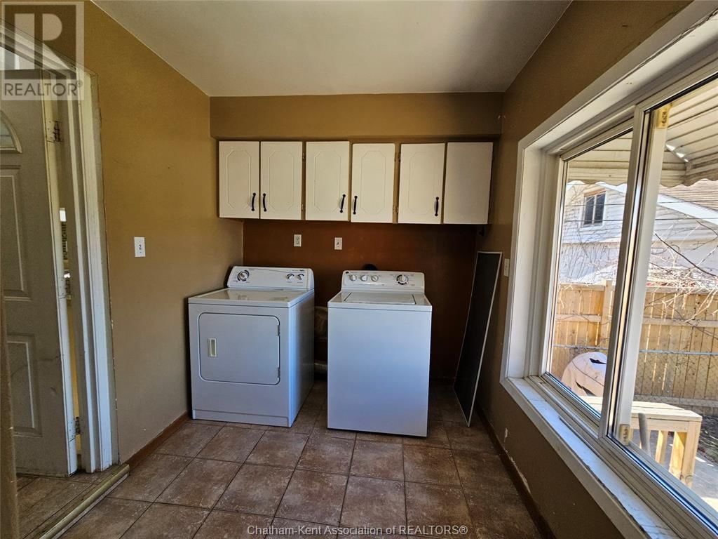 1685 MARENTETTE AVENUE Image 14
