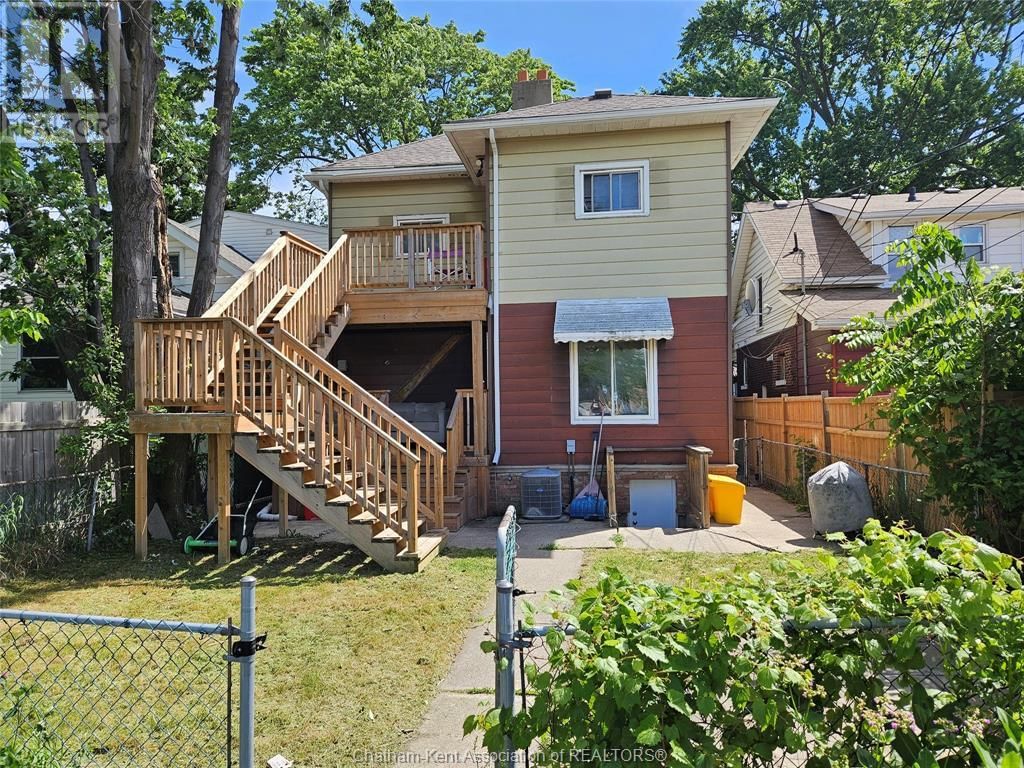 1685 MARENTETTE AVENUE Image 16