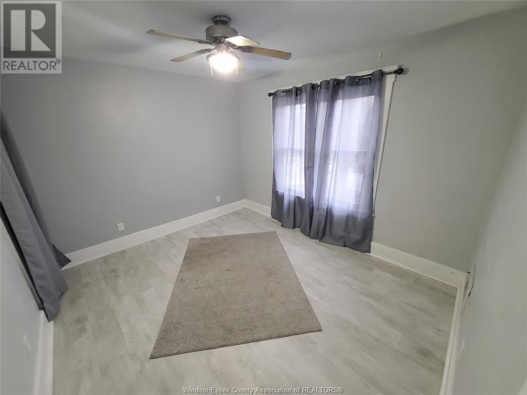 161 CAMERON AVENUE Image 25