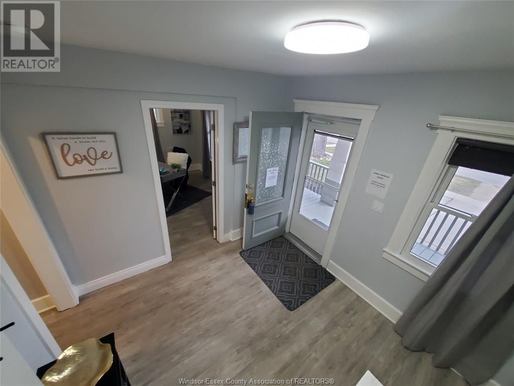 161 CAMERON AVENUE Image 28