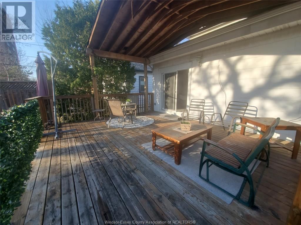 161 CAMERON AVENUE Image 40
