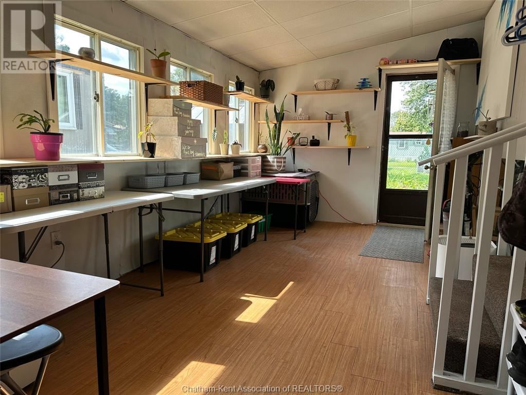 104 ESSEX COURT Image 16