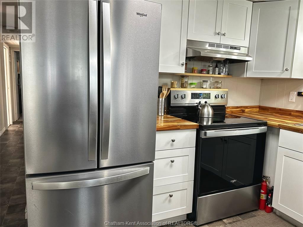 104 ESSEX COURT Image 4