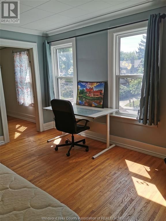 448 ROSEDALE Image 13
