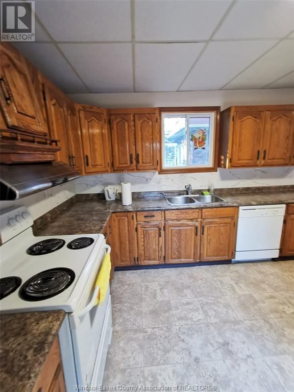 448 ROSEDALE Image 32