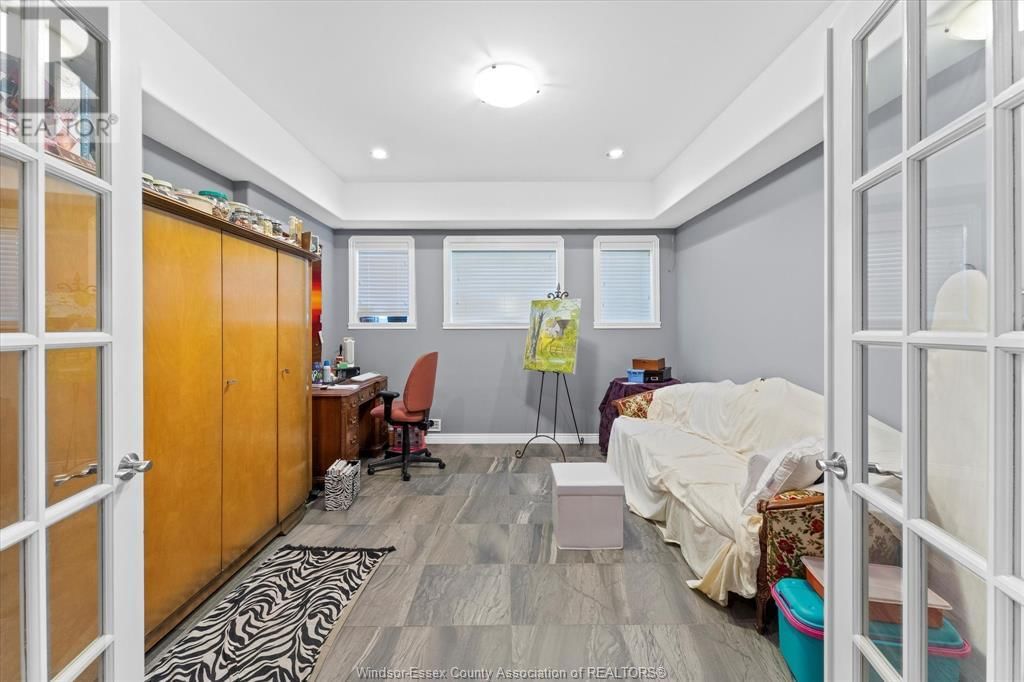 2220 PARTINGTON AVENUE Image 31
