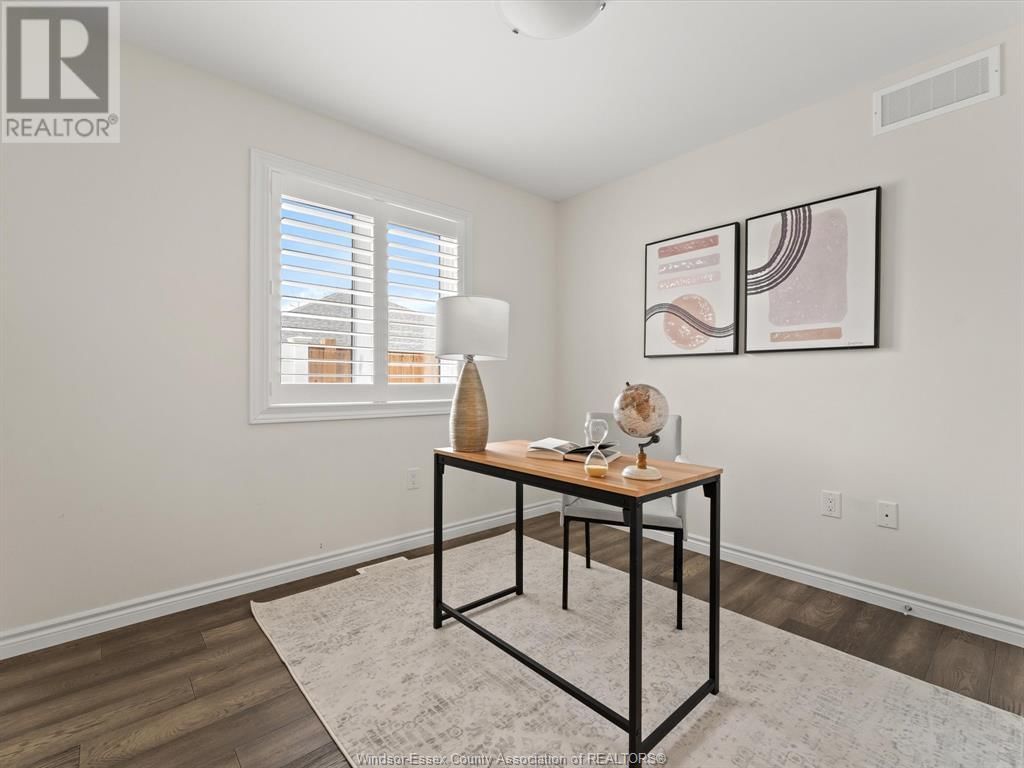 251 MUNGER AVE E Image 19
