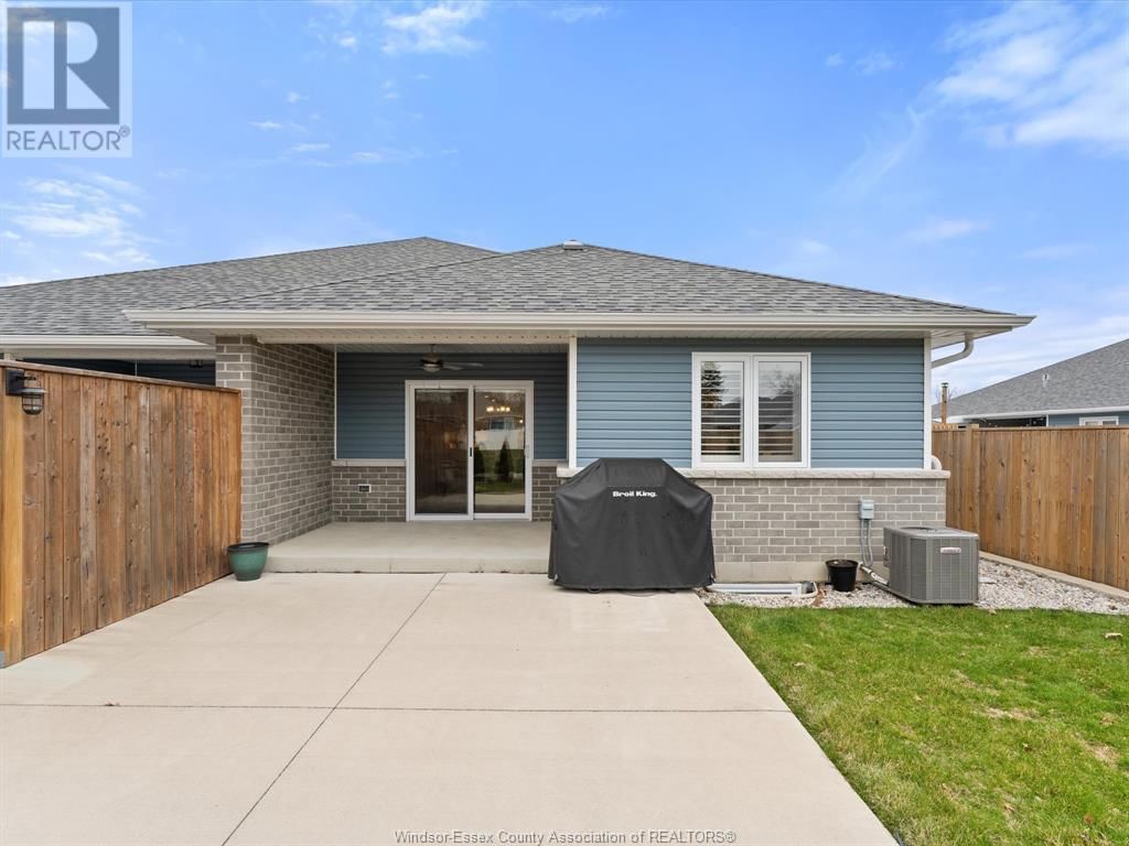 251 MUNGER AVE E Image 34