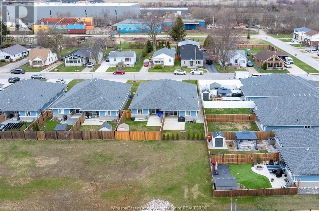 251 MUNGER AVE E Image 36