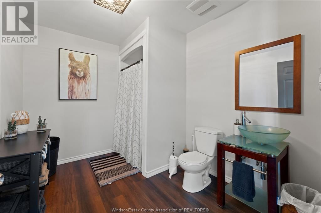 925 CRAWFORD AVENUE Image 12