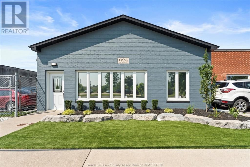 925 CRAWFORD AVENUE Image 2