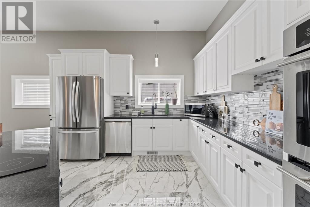 925 CRAWFORD AVENUE Image 26