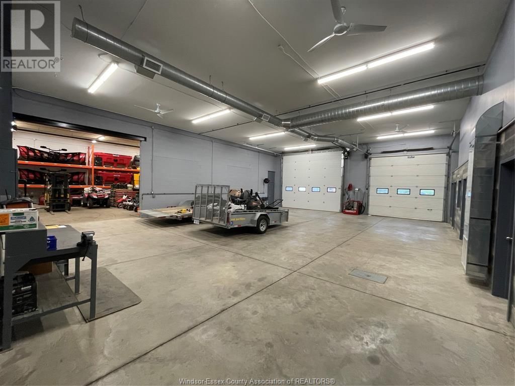 925 CRAWFORD AVENUE Image 4