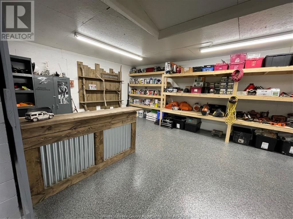 925 CRAWFORD AVENUE Image 7