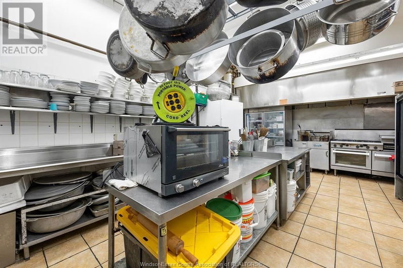 Image #1 of Restaurant for Sale at Erie, Windsor, Ontario