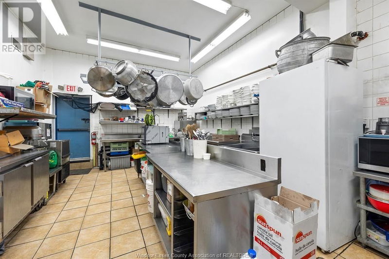 Image #1 of Restaurant for Sale at Erie, Windsor, Ontario