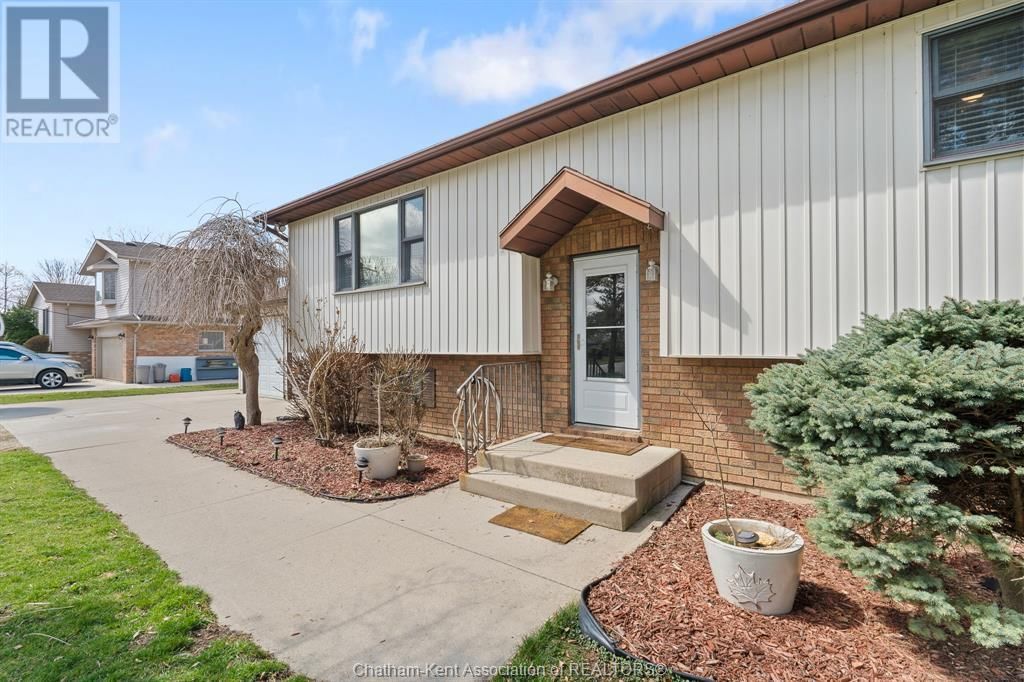 13471 JANE STREET Image 2